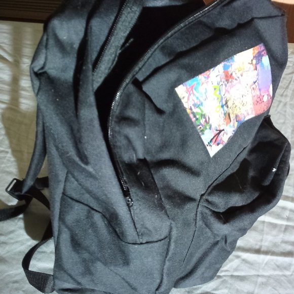 Backpack - Picture 8 of 9